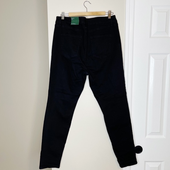 Wild Fable Super-High Rise Distressed Skinny Jeans - Picture 7 of 8